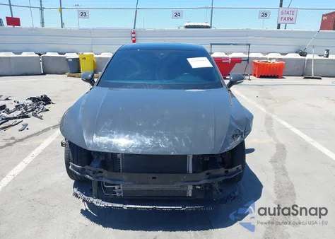 2021 Volkswagen Arteon 2.0T Sel R-Line из США, поврежденный, VIN WVWHR7ANXME010040